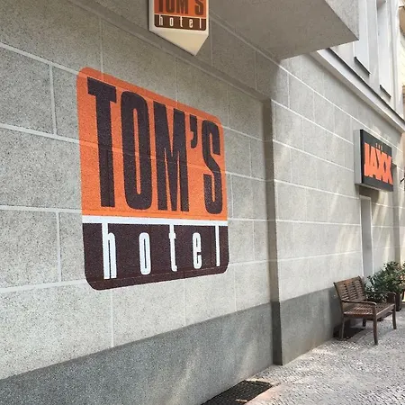 Hotel Tom's 3*
