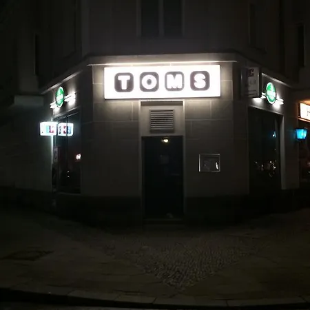 Hotel Tom's